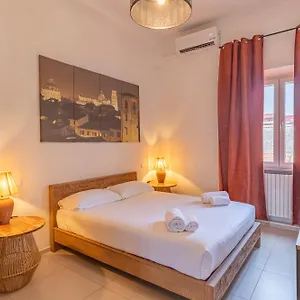 Travel B&B